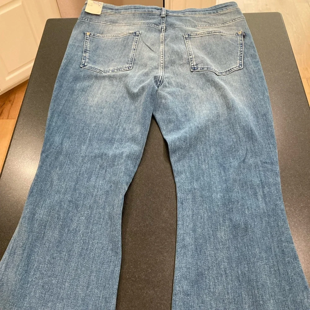 New nwt Pilcro Icon Anthropologie High Rise Distressed Blue Jeans - Picture 5 of 16